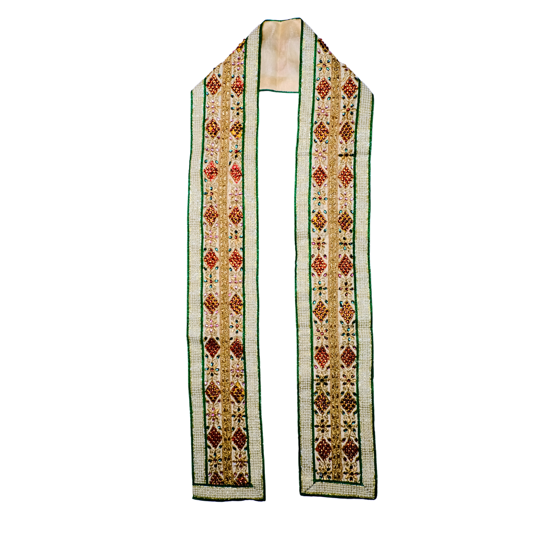 Beautiful Embroidered Uparna with Colorful Stones