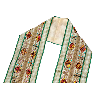 Beautiful Embroidered Uparna with Colorful Stones